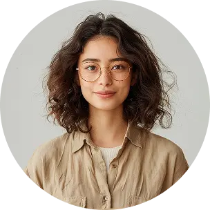 Lina Morales. Creative Workshop Coordinator